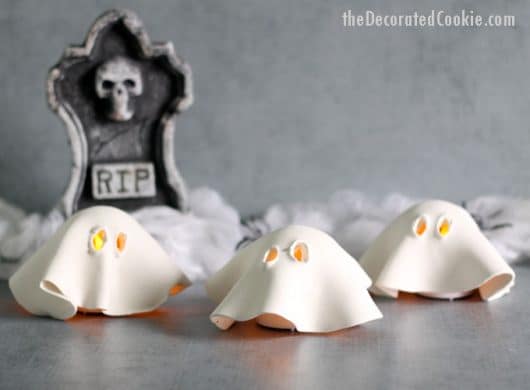 AIR-DRY CLAY GHOST TEALIGHTS-- fun and easy Halloween decor idea