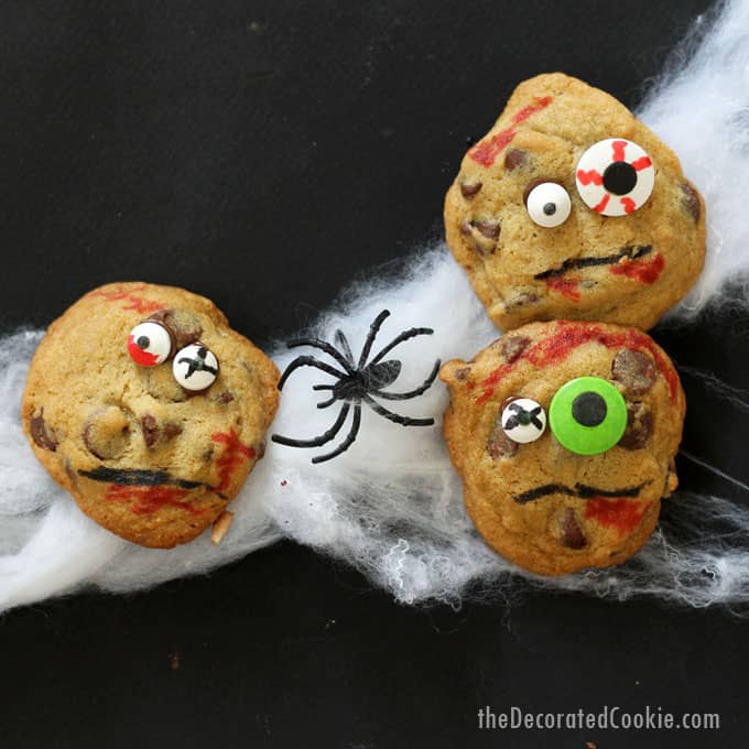 Zombie chocolate chip cookies are a fun and easy Halloween party food idea. Super creepy and spooky, but delicious! Use any chocolate chip cookies. #halloween #funfood #partyfood #halloweentreats #chocolatechipcookies #zombies #thewalkingdead
