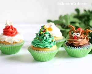 CHRISTMAS CUPCAKES: four EASY ideas with one decorating tip, video.