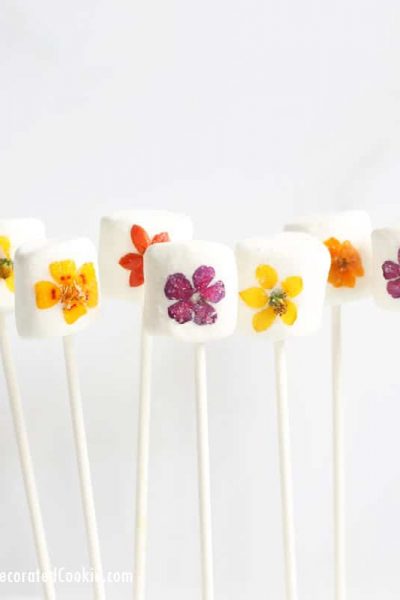 Edible flower marshmallow pops are a beautiful, easy treat to make for Spring, Easter, Mother's Day or any day.