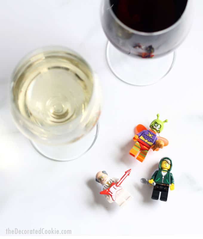 Make Lego Minifigures wine charms. 