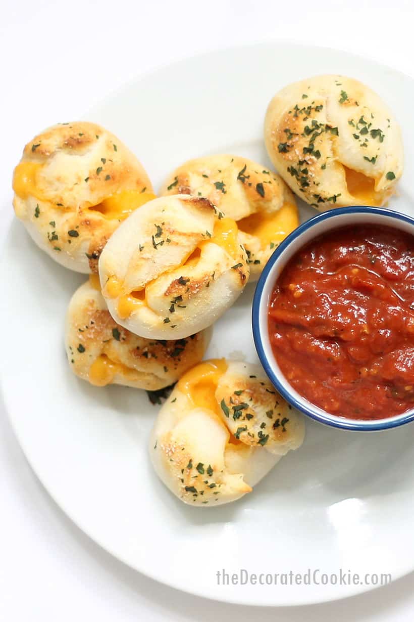 biscuit cheese bombs with dipping sauce 