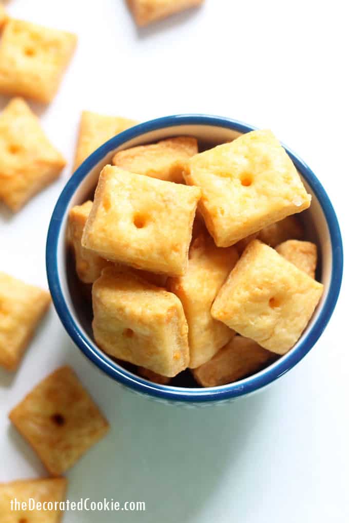 Homemade Cheez-its, filled with real cheddar cheese and baked to a crisp, are even better than the store-bought crackers. #homemade #crackers #storebought #copycat #snacks #cheezits #homemadecheezits #cheese