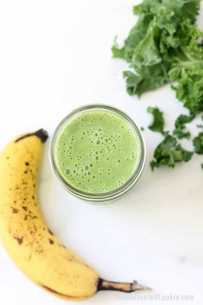 KALE SMOOTHIE -- This healthy, easy, 3-ingredient banana kale smoothie recipe is perfect for busy mornings. Make-ahead and freeze. Video.