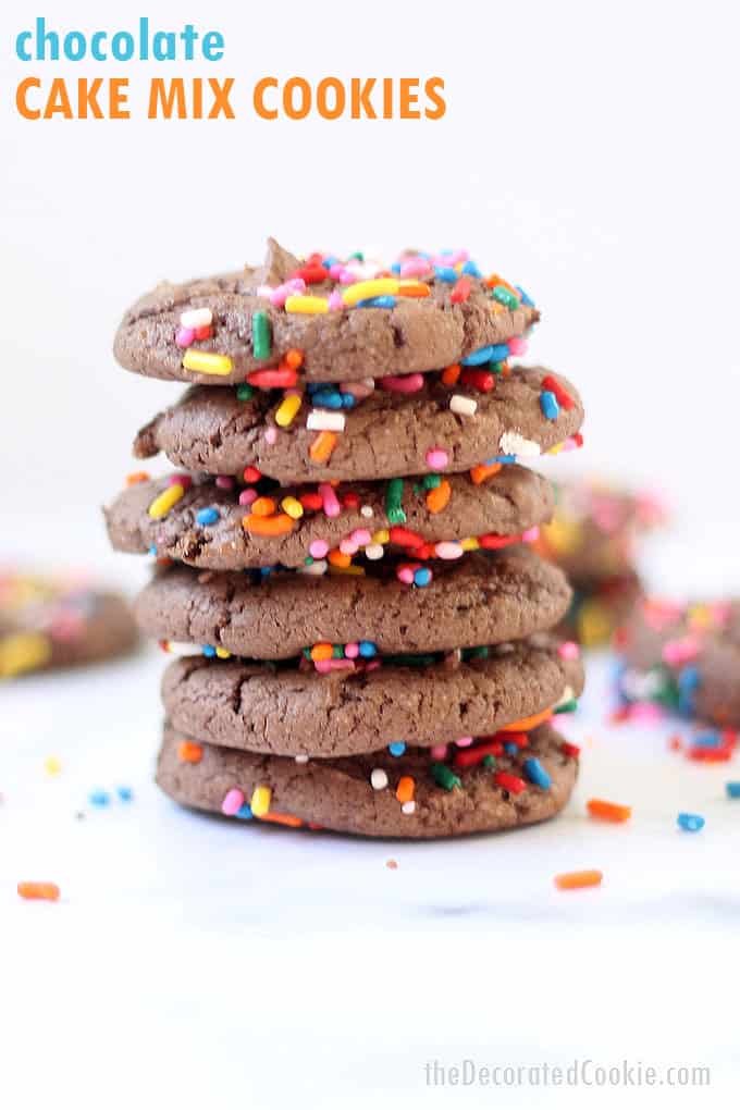 CHOCOLATE CAKE MIX COOKIES -- These easy 3-ingredient cookies can be topped with frosting or rainbow sprinkles for a birthday treat. #chocolate #cakemixcookies #sprinkles 