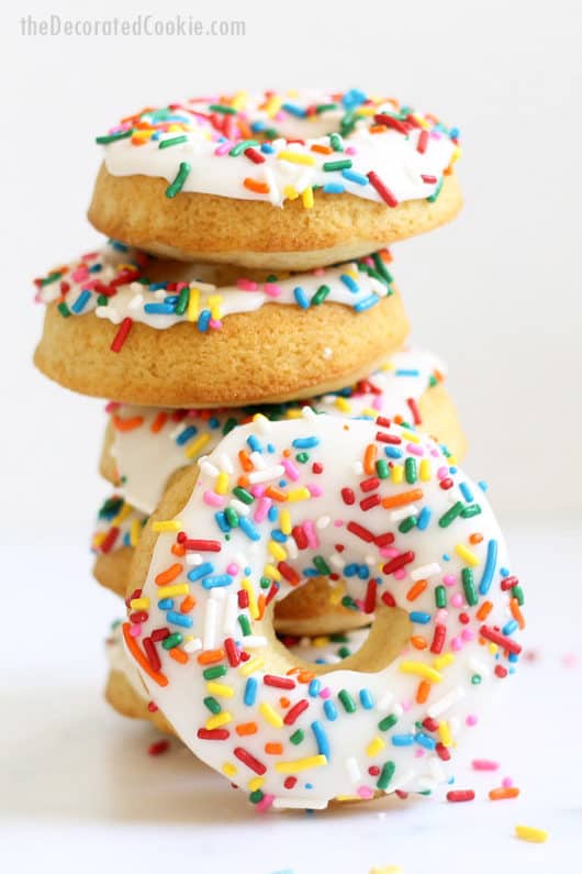 EASY BAKED DONUT RECIPE -- one-bowl, quick vanilla doughnuts