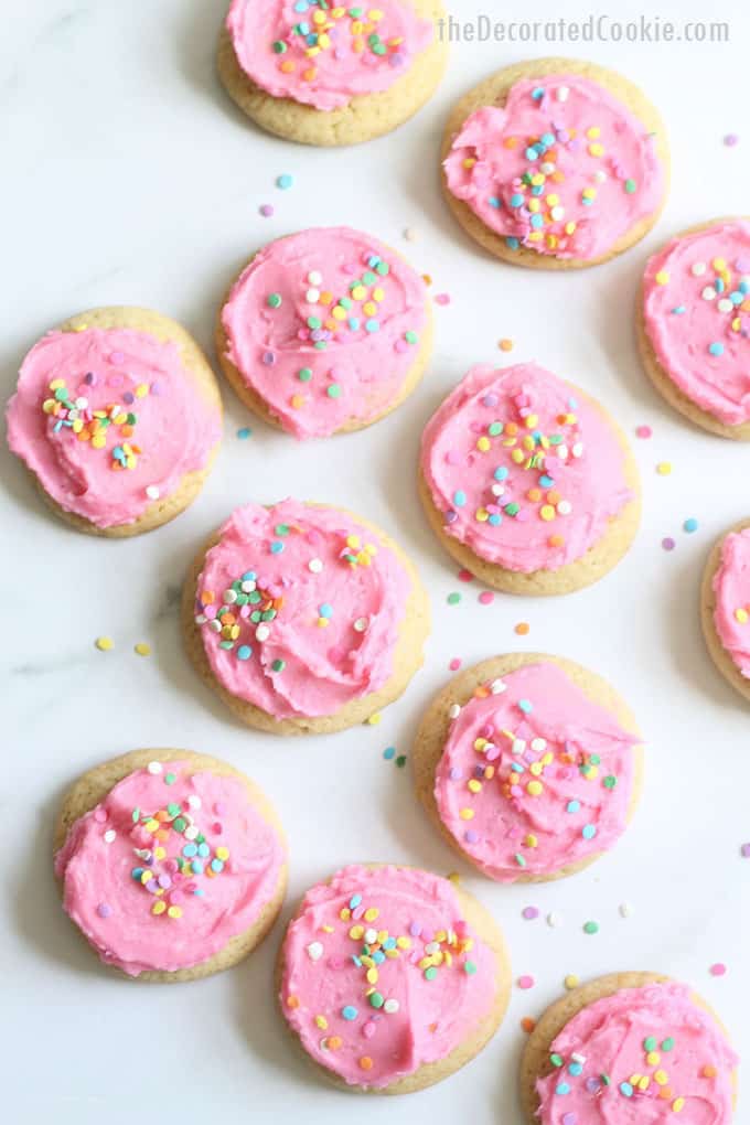 COPYCAT LOFTHOUSE COOKIES, soft sugar cookie recipe with frosting