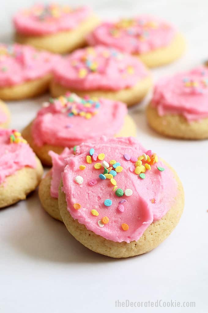 COPYCAT LOFTHOUSE COOKIEs with frosting