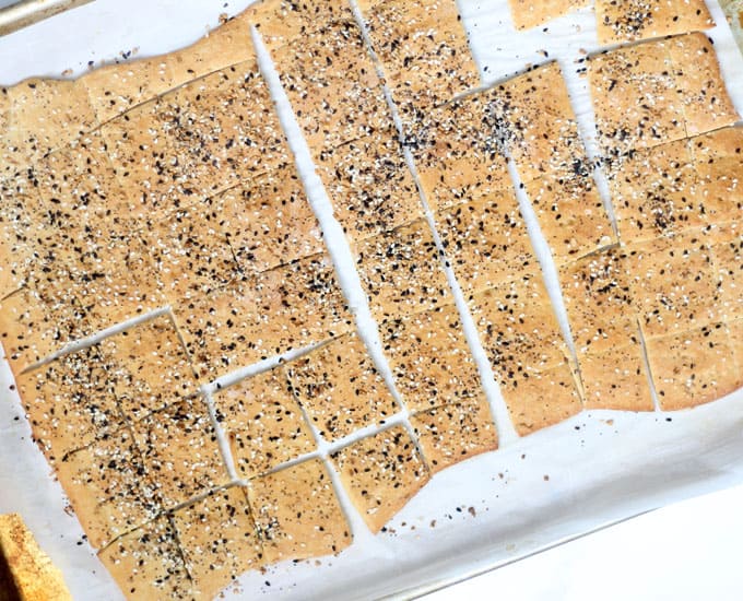 HOMEMADE CRACKERS from pizza dough with Trader Joe's Everything but the bagel seasoning blend. Easy, delicious snack idea.