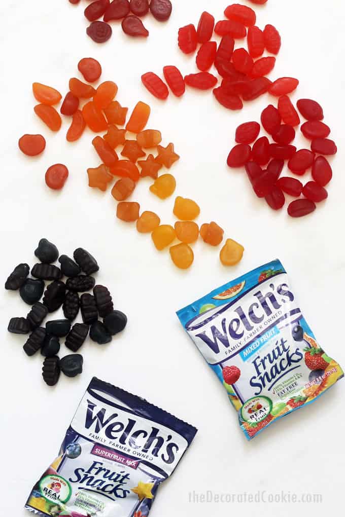 RAINBOW SNACK MIX JAR -- with Welch's Fruit Snacks