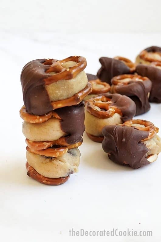 The best CHOCOLATE CHIP COOKIE DOUGH PRETZEL BITES