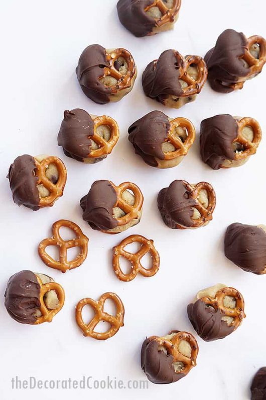 The best CHOCOLATE CHIP COOKIE DOUGH PRETZEL BITES
