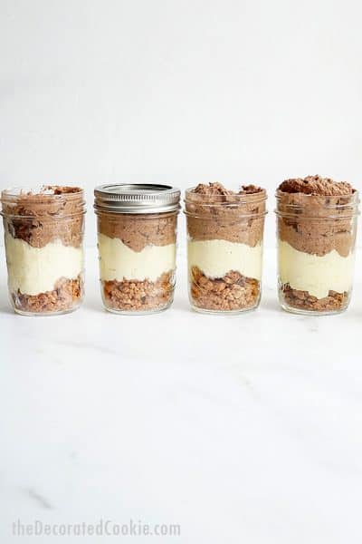 vanilla and chocolate pudding pie in a jar