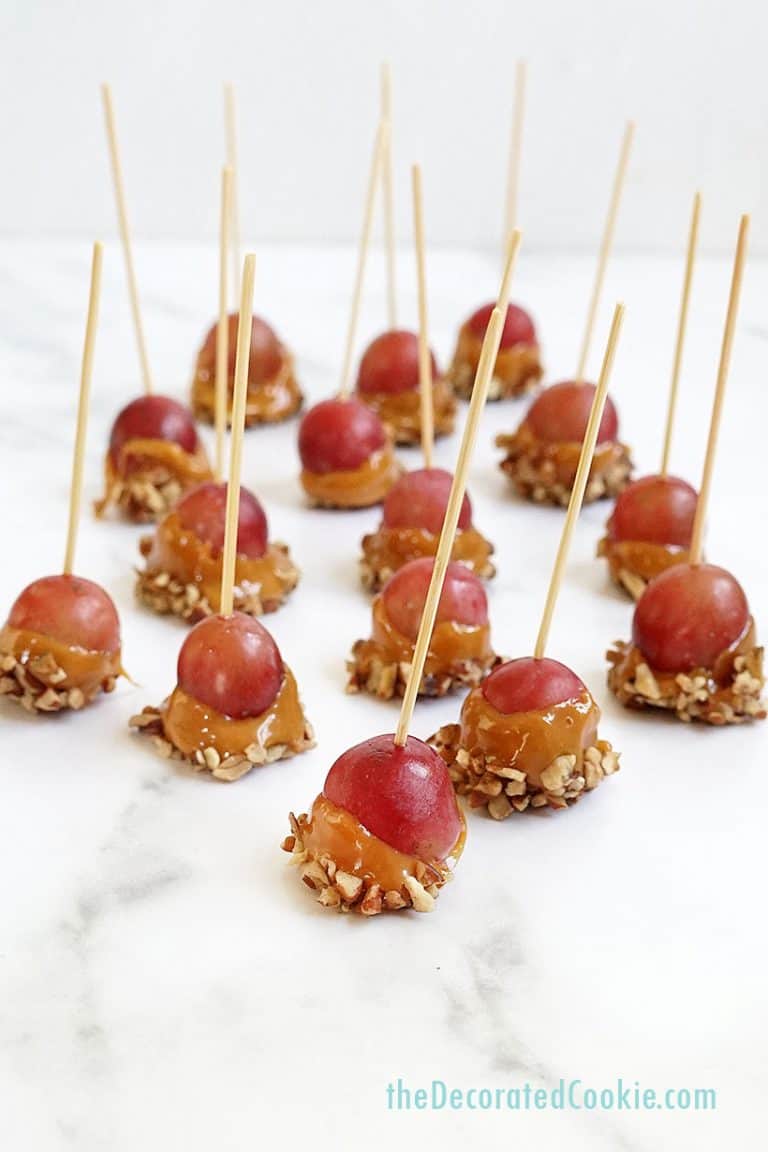 CARAMEL APPLE GRAPES sweet, bitesize treats for Fall
